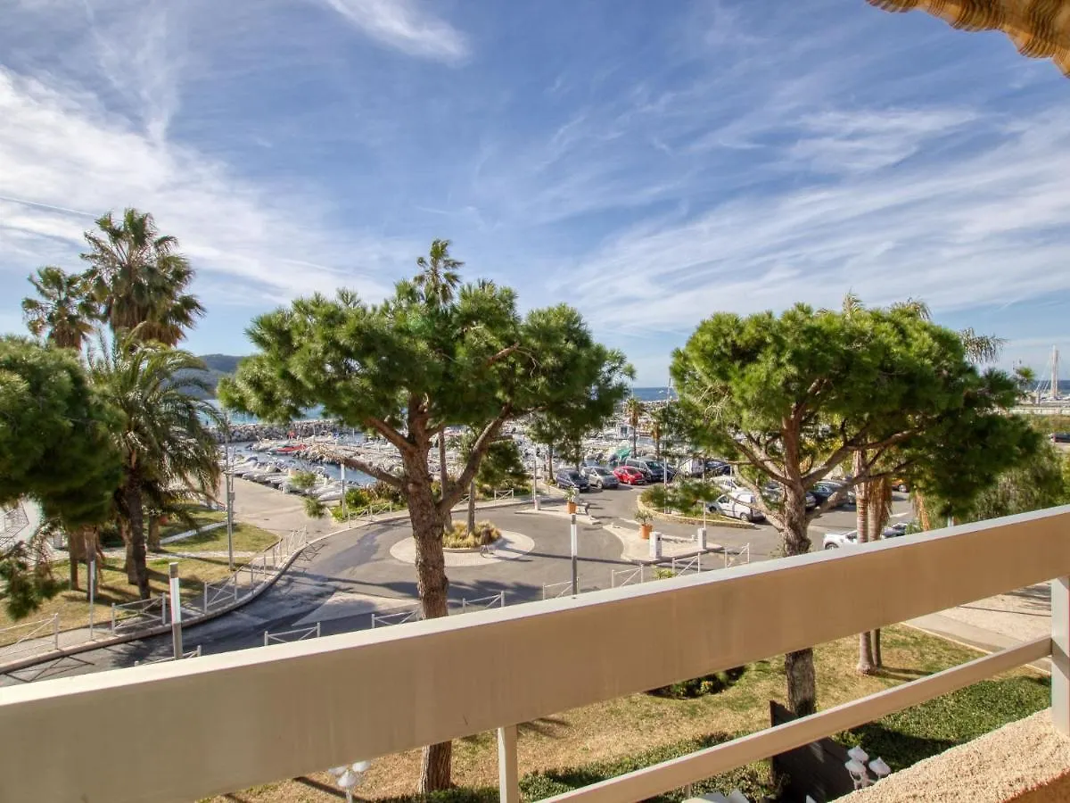 Apartment Le Port Des Lecques By Interhome Saint-Cyr-sur-Mer