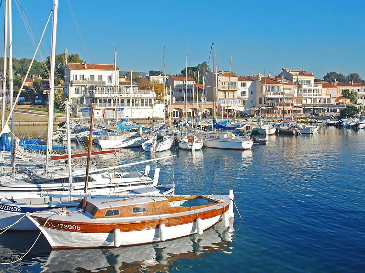 Apartment Le Port Des Lecques By Interhome Saint-Cyr-sur-Mer France