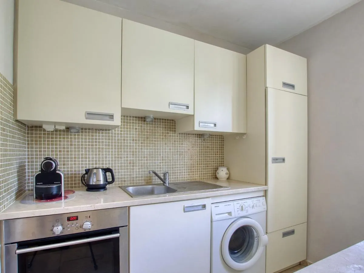 Apartment Le Port Des Lecques By Interhome Saint-Cyr-sur-Mer