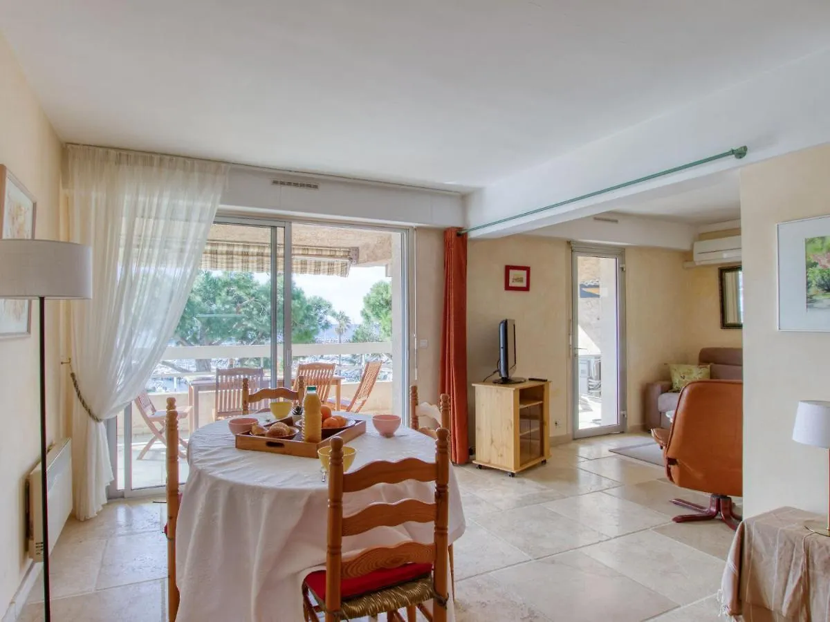 Apartment Le Port Des Lecques By Interhome Saint-Cyr-sur-Mer